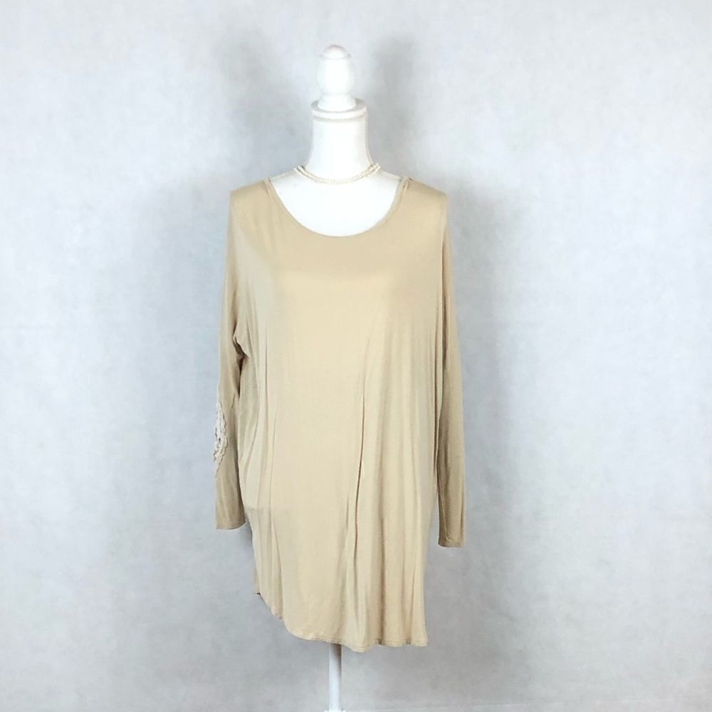 Sz L Bellamie Beige Lace Detail Top